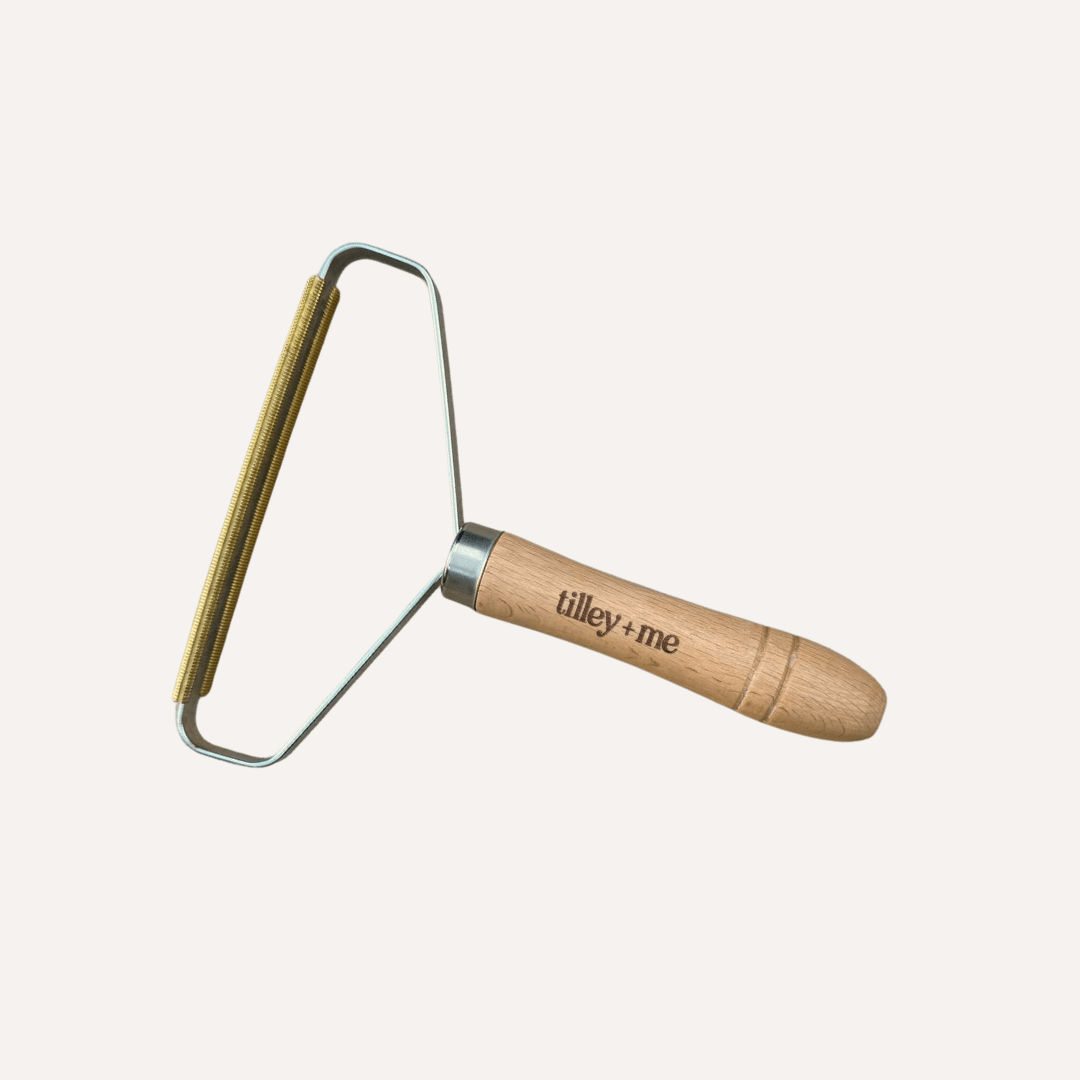 Tilley + Me Beech Wood Pet Hair Remover